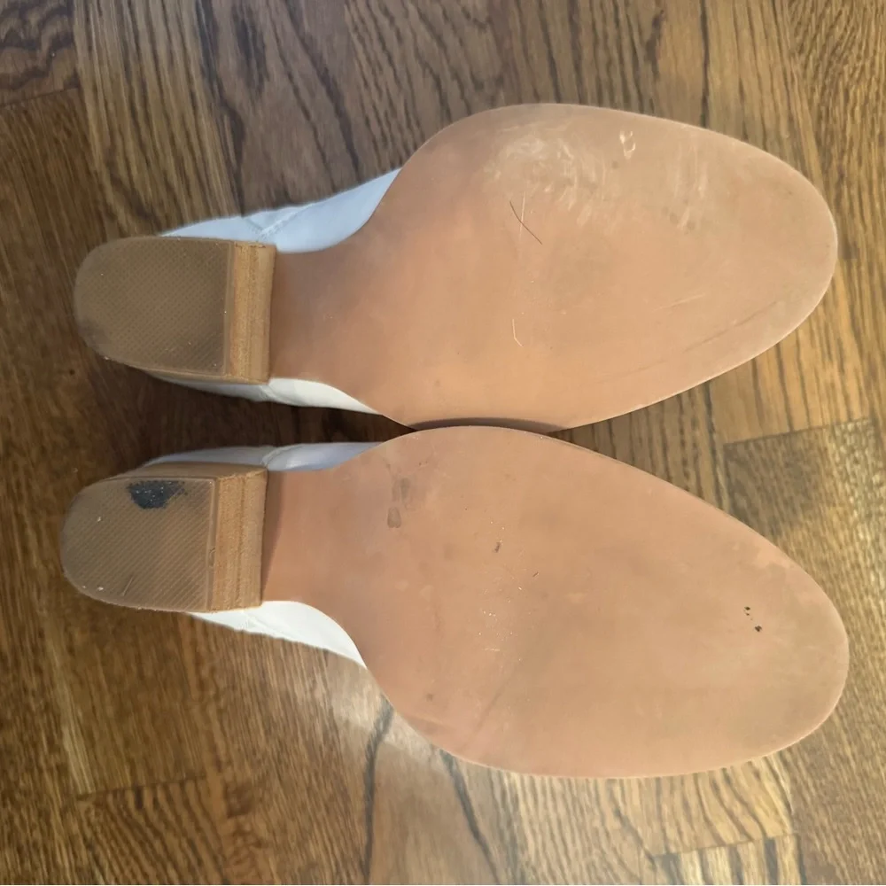 Jeffrey Campbell Women's Cream Mules - Picture 3 of 3